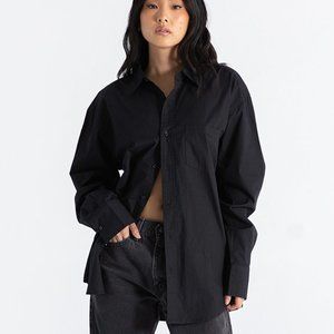 Thirty Years oversized, black button down